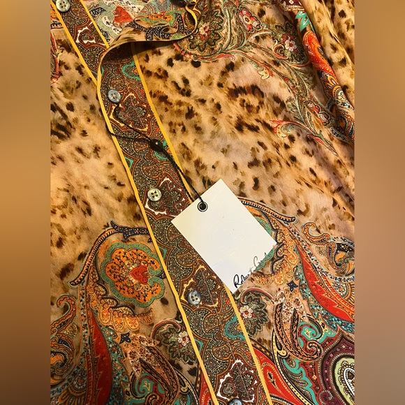 NWT Robert Graham Button Up Blouse - Picture 8 of 14